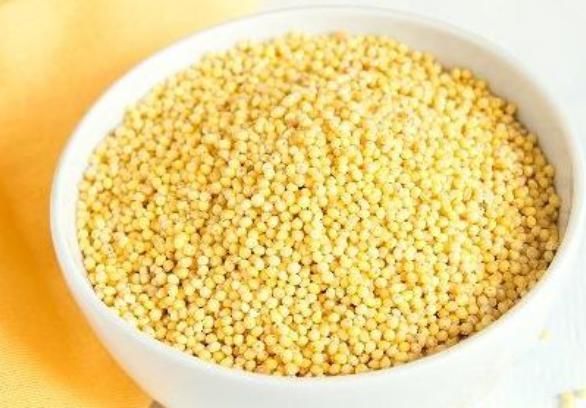 常喝小米粥好处多多,但需牢记这个禁忌,为了健康千万别忽视