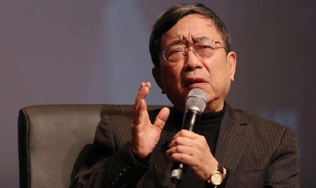 李红@当年红极一时的余秋雨,为何跌落“神坛”?梁宏达:此人极其虚伪