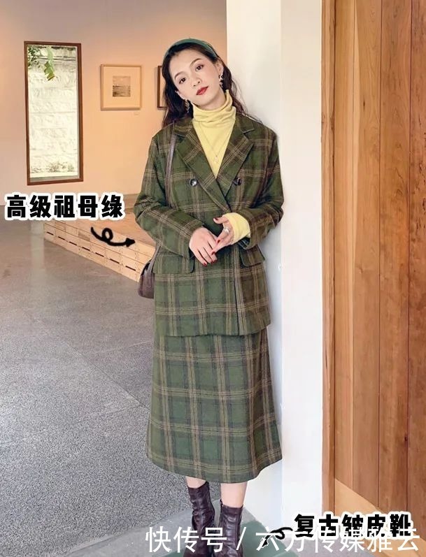 厚外套+半裙,棉服+裤子,冬天这么穿太洋气了