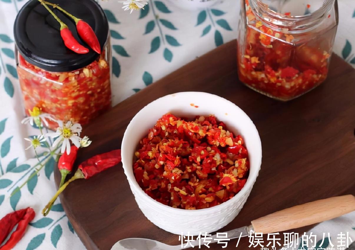 红辣椒|辣椒酱做出来不好吃？跟我学做辣椒酱，配方公开，比买的还好吃