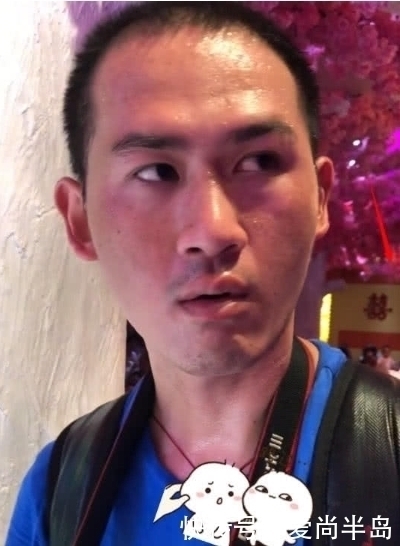 小伙被拉去婚礼当摄像师,新娘是前女友,小伙反应让人泪目