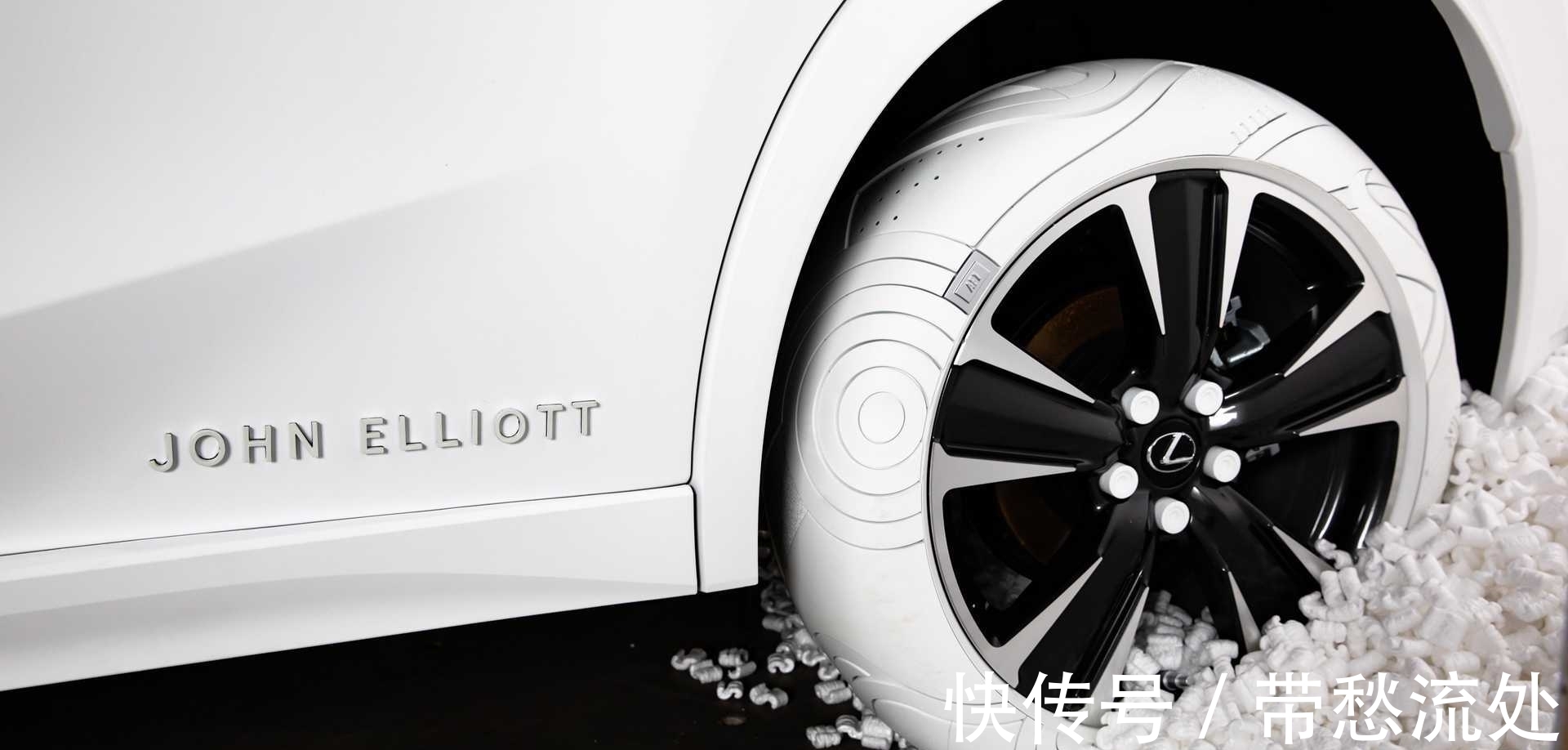 时尚杂志|喜欢耐克Air Force 1吗,要不要给你的爱车也来一双?不好意思,2双!