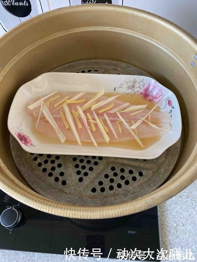 护眼|最护眼的不是胡萝卜而是这种肉,小孩常吃,明目亮眼,近视别错过