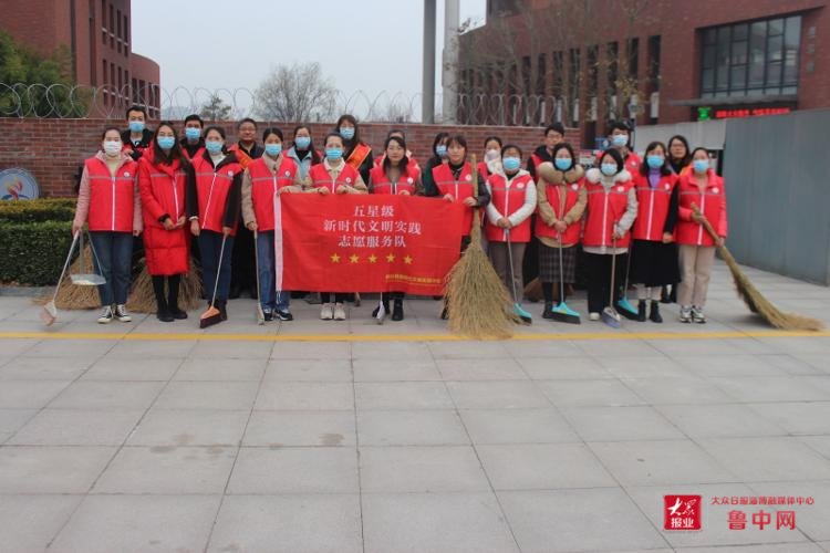 志愿服务|桓台县城南学校积极组织开展 “红色星期六”环境卫生大扫除志愿服务活动