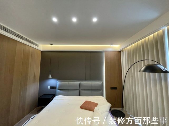 茶几|120平现代无主灯设计,通铺瓷砖+无茶几,客餐厅真的很显