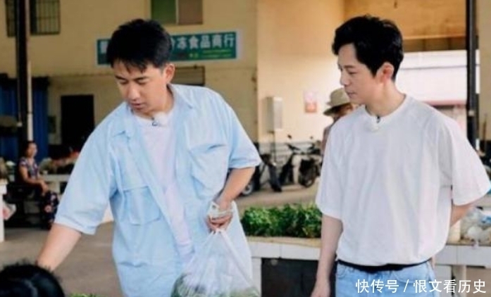 黄磊 黄磊厨艺翻车,尴尬名场面:给杨紫的肉烤糊,陈赫李诞不肯再动筷