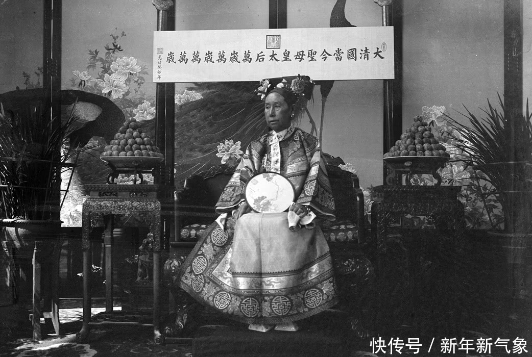 对自己|光绪背着人在御花园做了一件好事,到死都没敢让慈禧知道