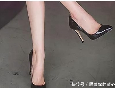 细跟鞋让女性展示出柔美的一面，让你的气质得到了提升！