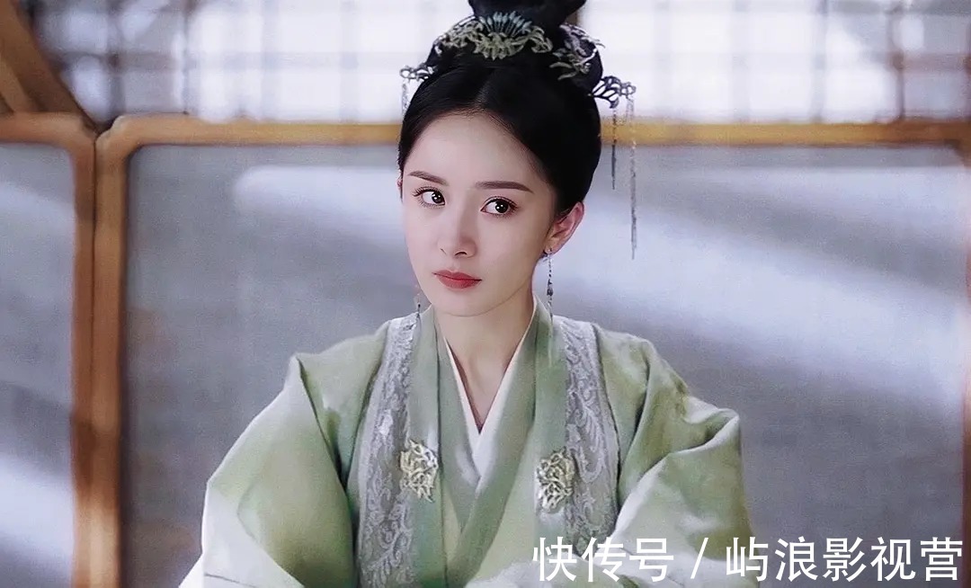 中年女星硬演少女的诅咒,杨幂也没能摆脱