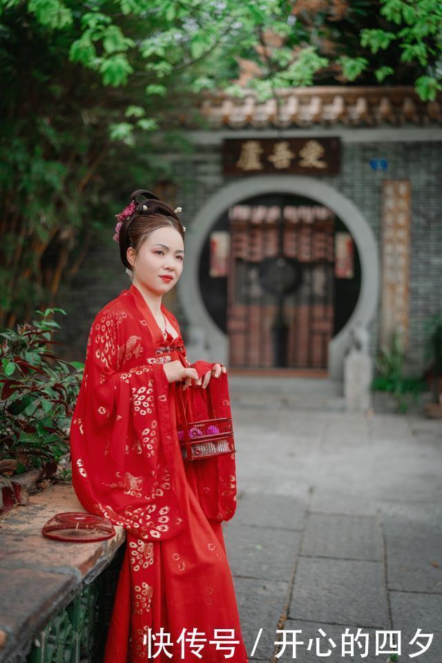 换下工装,100位女工圆了一场汉服梦