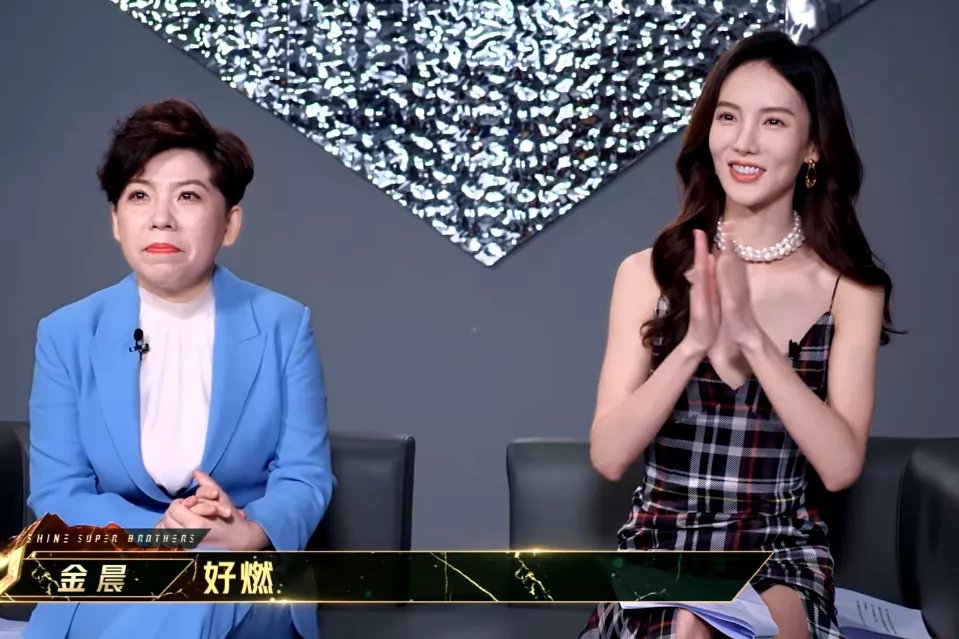 “追哥”第二季收视跌爆,油腻不好笑,全员尴尬,俩字:无聊