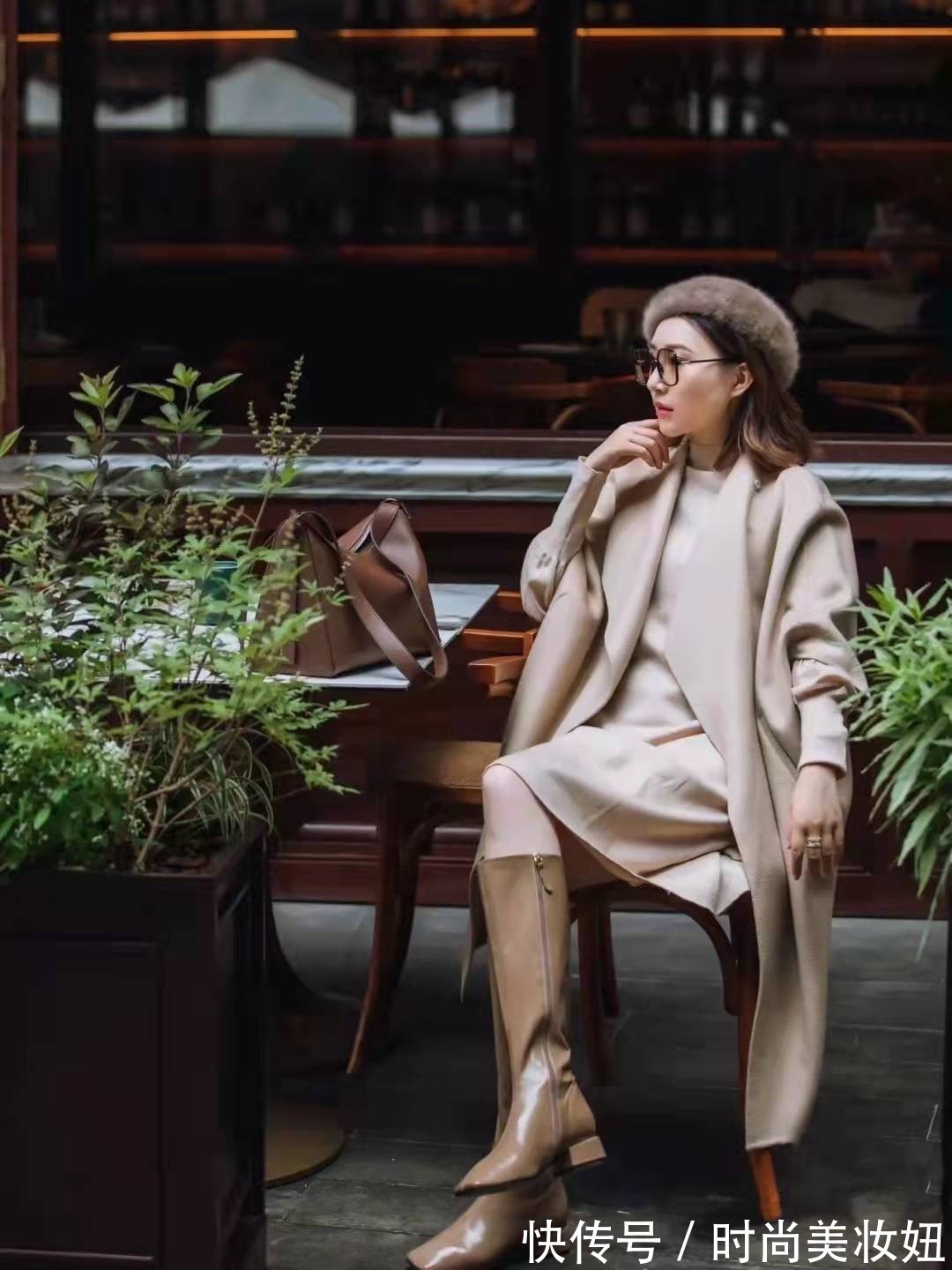 街拍 这是我见过“最温柔”的穿搭,显气质不说还优雅,照穿就对了