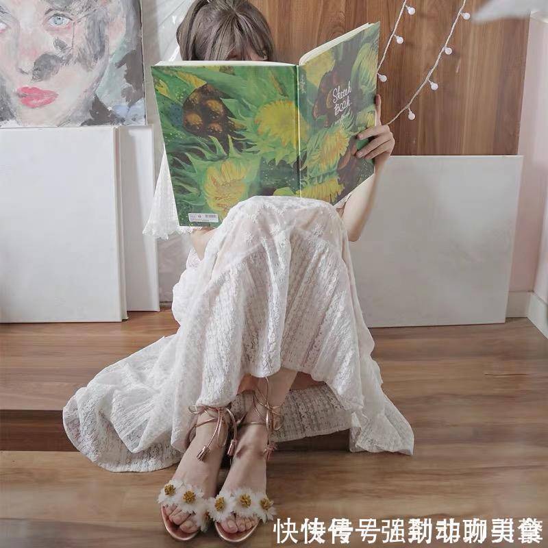蕾丝 今夏秒变仙女，绑带草莓小高跟，修饰腿型甜蜜加分