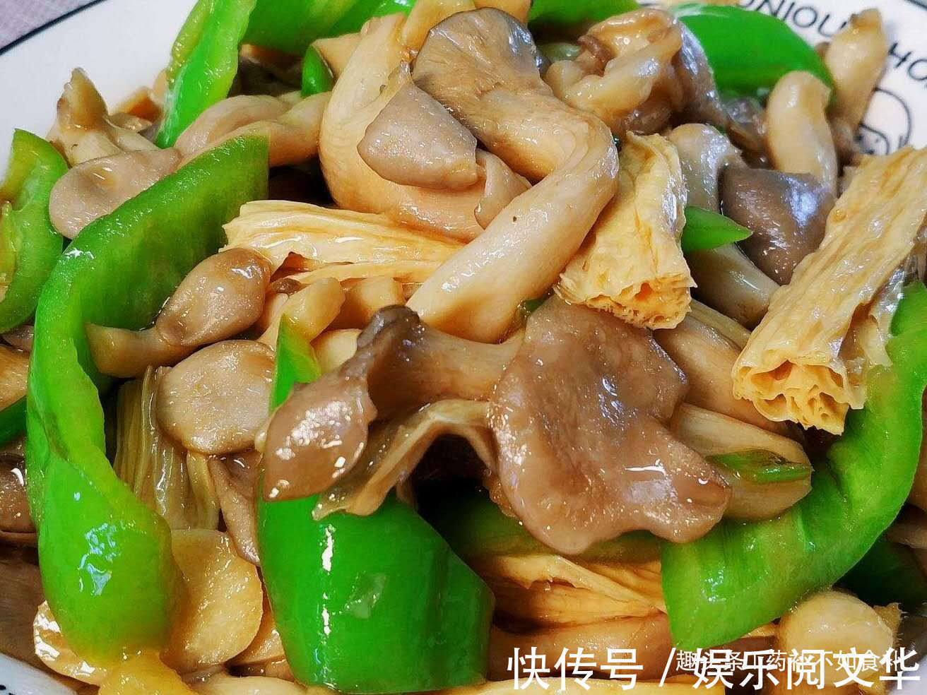 平菇|含有18种氨基酸,清香扑鼻,鲜嫩爽滑,常吃健康又养生,老少皆宜