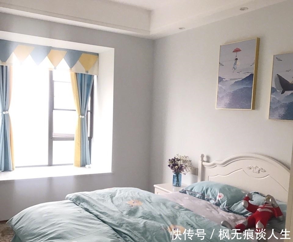 次卧|这套130平新房太漂亮了,进屋就把人给迷住,电视墙实在抢眼!
