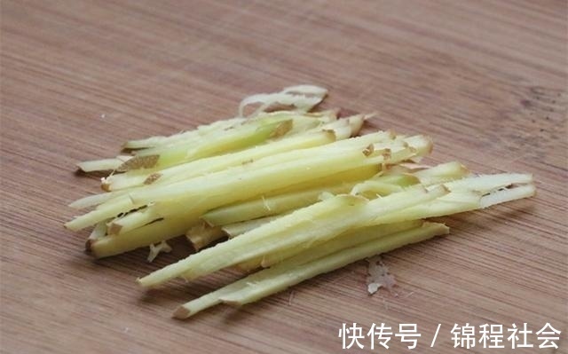 从入伏到出伏,要常吃生姜和红枣,教你1个简单做法,顺利度夏