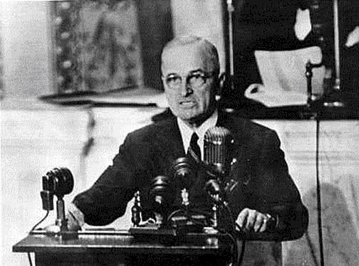 有何|麦克阿瑟为何坚持扩大朝鲜战争，背后有何目的？看美国人怎么说！