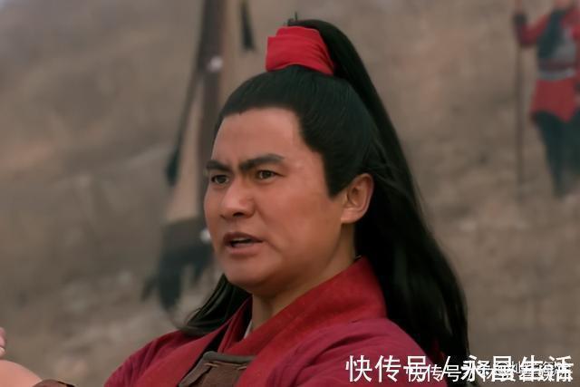 云龙&此人年仅十七,擒杀梁山六将,击败林冲杨志,唯独难敌关胜