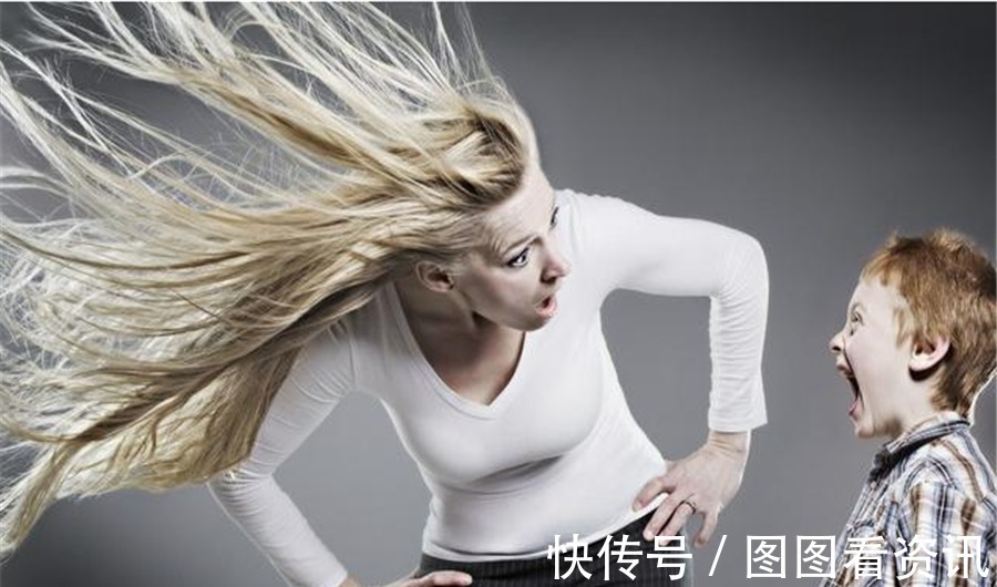 亲近|孩子长期被父母吼叫，四种方法补救孩子幼小心灵，让亲子更加亲近