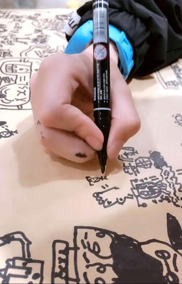 之乎者也|儿童版《清明上河图》火了,宝宝1天完成巨制,网友:这个是高手