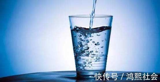 高血压患者|对付高血压,喝好早晚两杯水,血压自己往下“跳”