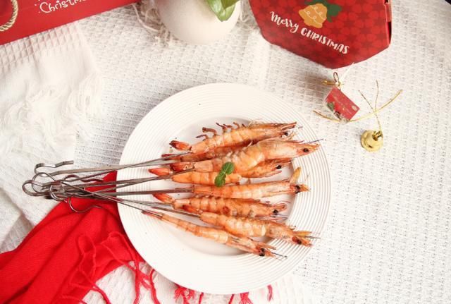 心脑血管|自制家庭版的烤虾，香脆鲜美，一个烤箱就搞定了，家人都爱吃