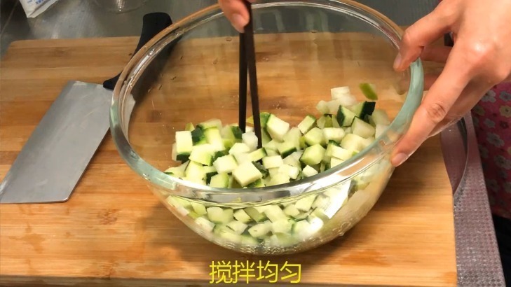 一根萝卜,一碗花生米,这样简单一做,拿大鱼大肉都不换,太香了