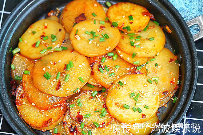 土豆别再炖着吃了,教你8道新做法,简单美味,每周换着花样吃