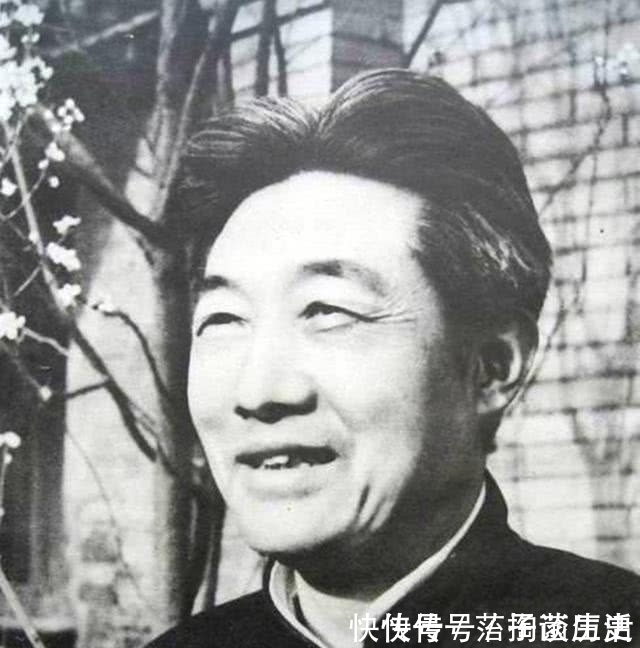 大洋|徐悲鸿花一万大洋,买下老妇丢弃的“废纸”,其价值能买20座四合院