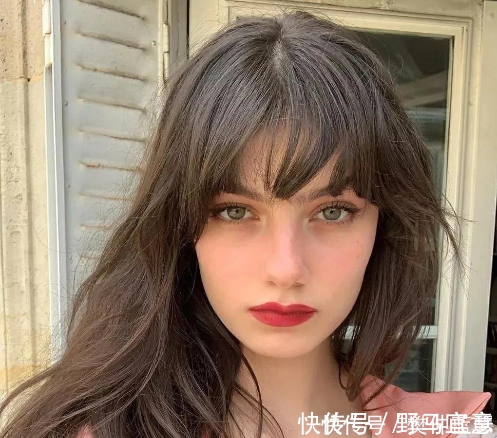 鹅蛋脸|女生常见的7种脸型,这两种脸型的女人都很漂亮,特别是第3种