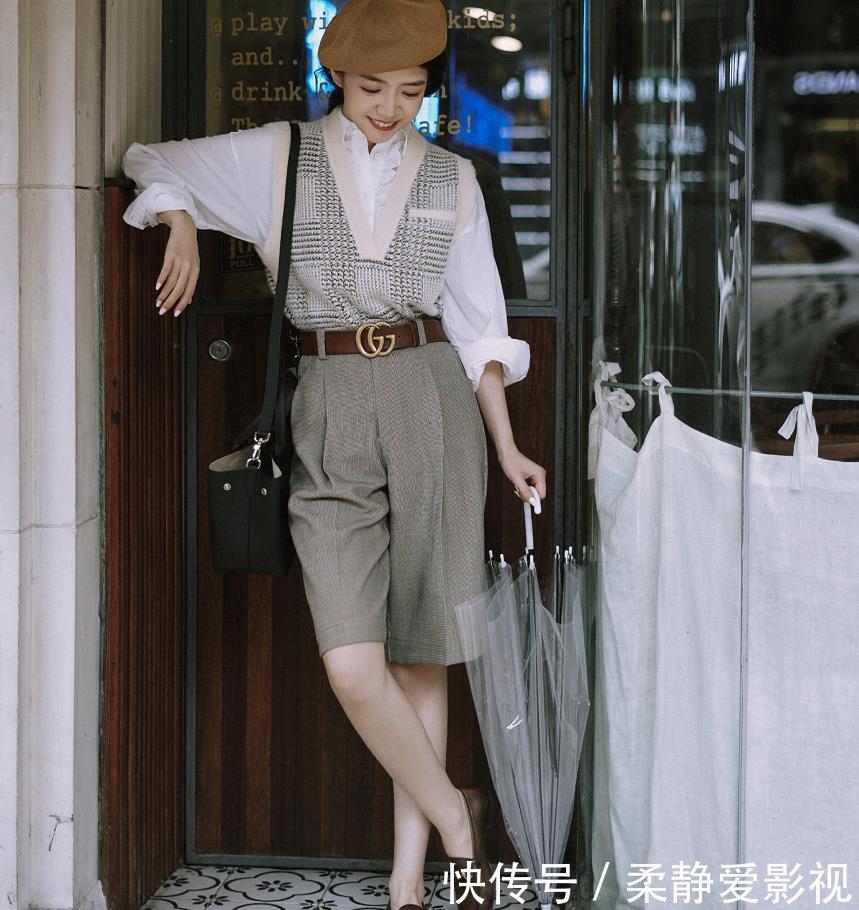 秋天最好别单穿毛衣，跟着三木学学“叠穿法”，时髦高级又洋气