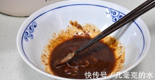 芝麻酱|一个人的午餐这样做简单省事，8分钟就做好，花钱少营养又美味！