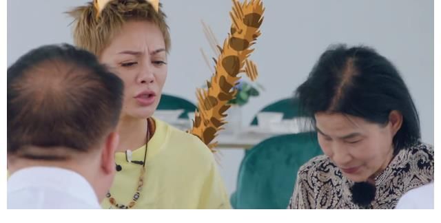 曾一手|黄晓明为减肥只吃一根面条，曾因瘦身致健康受损，宁静拍桌子呵斥