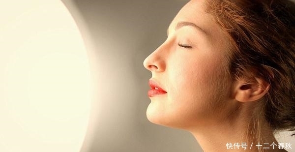 长痘痘的人老得慢?