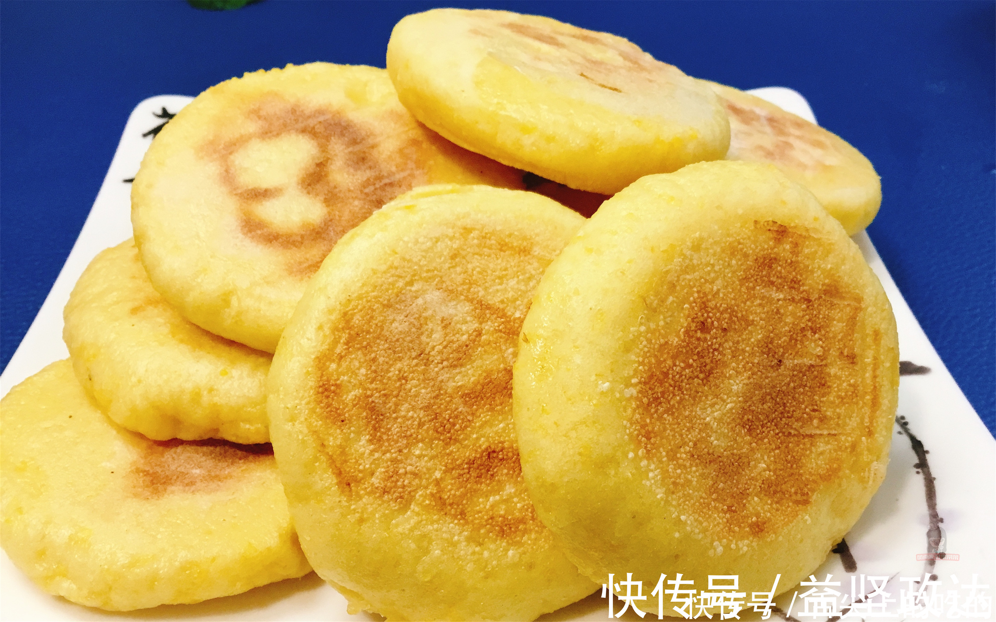 奶香玉米饼，柔软又香甜，老阿姨分享技巧，放一天不发硬