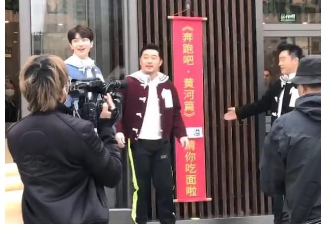 宋雨琦|《黄河篇2》兰州录制，宋雨琦缺席，杨颖重回C位，林一站位太憋屈