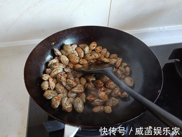 新春家宴10个菜,半小时左右就上桌,朋友夸老公倍有面子