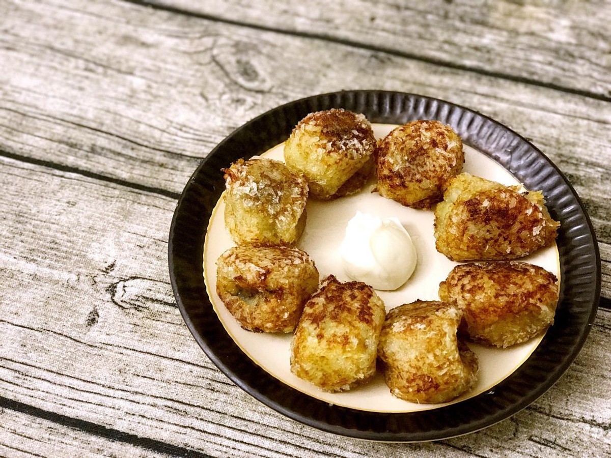 家里面有土豆的可以试试这样做,外酥里嫩,非常好吃