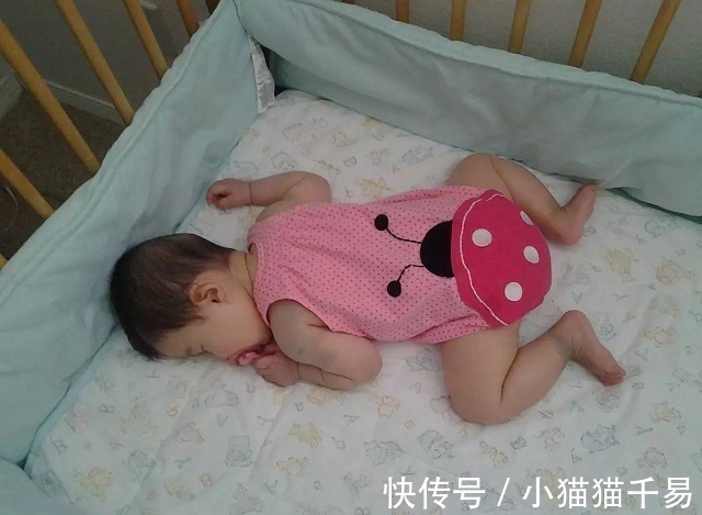 妙招|宝宝成了“夜猫子”多半是父母自己作的,3个妙招让娃睡到天亮