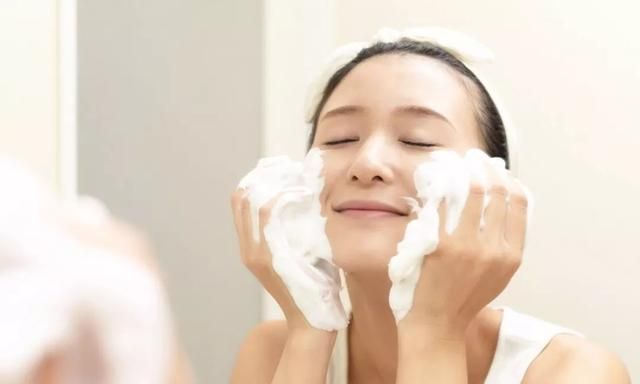洗面奶|洗脸不对,护肤白废!这样洗脸,皮肤只会越洗越差