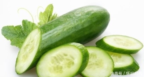 食物|爱吃3种食物可以预防脸上长痘痘让痘痘消失，恢复白嫩弹的肌肤！