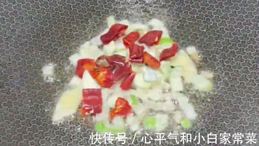 茄子你要这么吃!一锅米饭不够!吃完这顿想下顿!