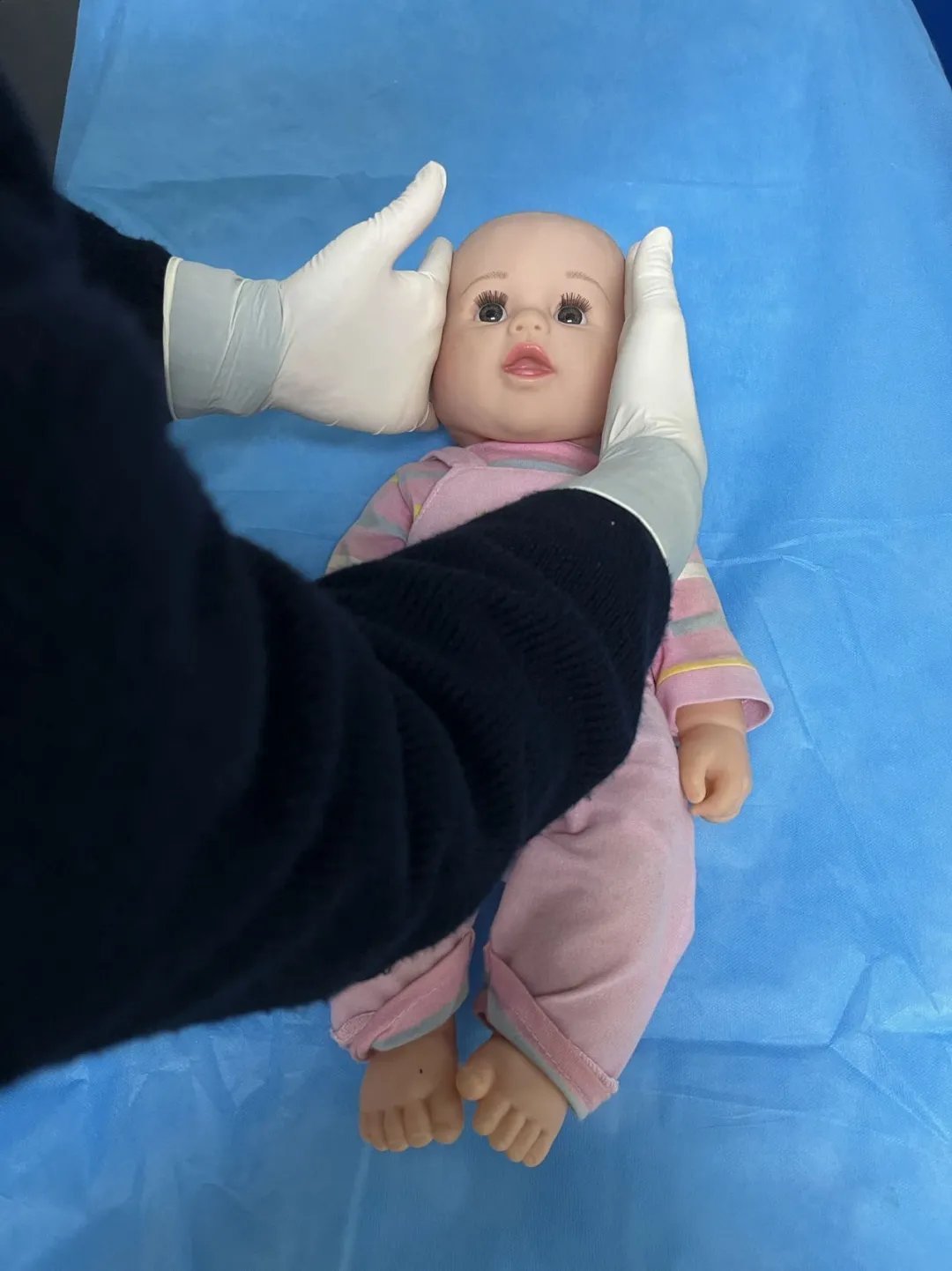 泪道|眼角抽出5管脓液,宝宝眼睛经常“泪汪汪”居然是病!拖延治疗严重的可能失明