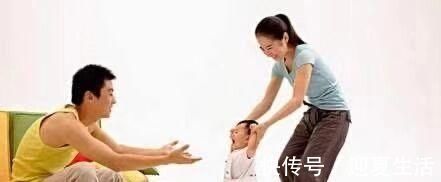 随性派|宝宝什么时候才能走路原来走路时间早晚差距,跟3个原因有关