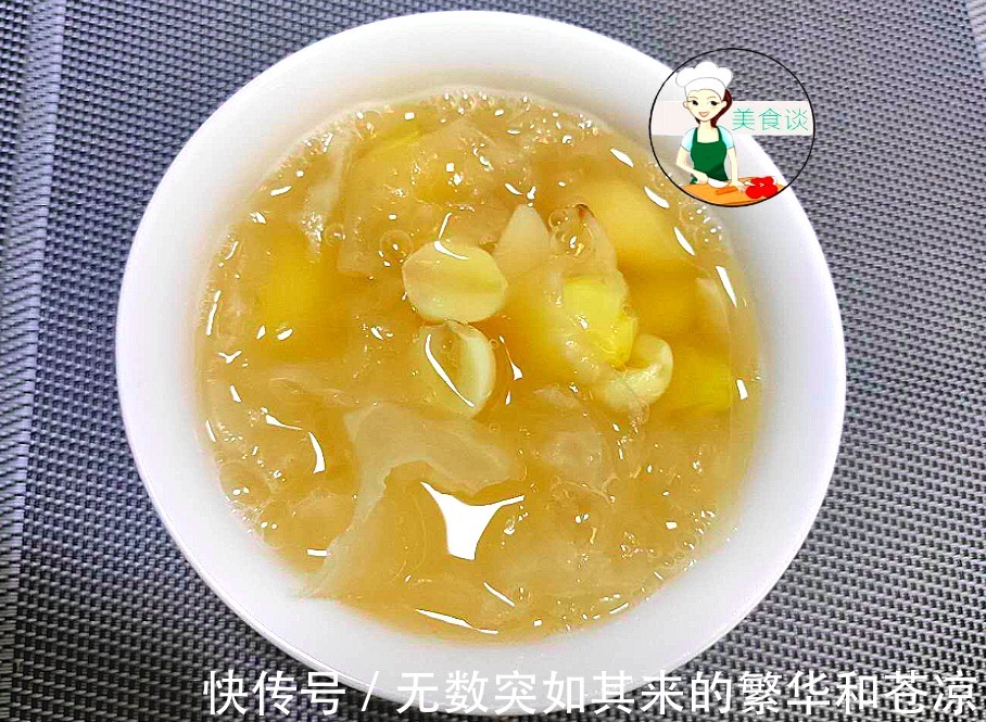 银耳和两样食材一起煮，每天吃一碗，清甜润燥特养人，现在正当季