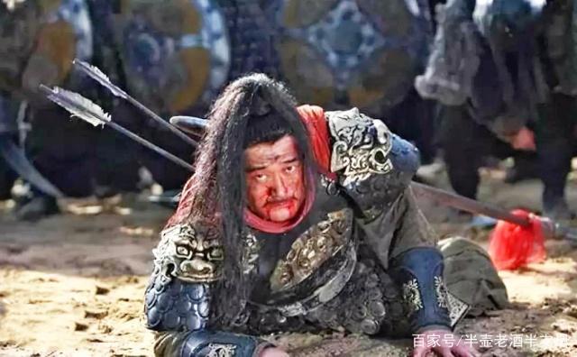 公孙胜!武松砍了卢俊义三刀之后一言不发掉头就走,是打不过还是瞧不起