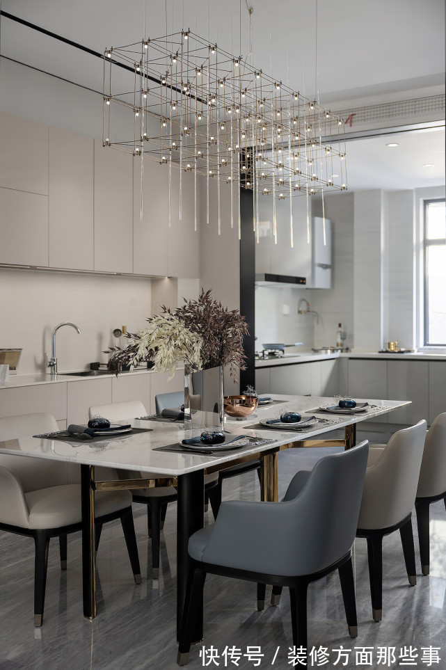 清峻|222平五居室将现代风融入到生活中,儿童房给孩子一个玩乐场