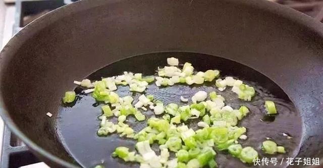 剩米饭这些做法简直太美味了,我恨不得一次吃下十碗