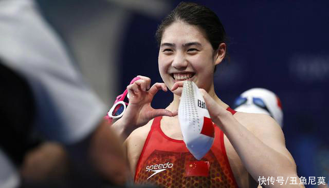 李雯雯|張雨霏李雯雯鞏立姣與郭麒麟秦霄賢張鶴倫互動(dòng)，喜劇人實(shí)錘