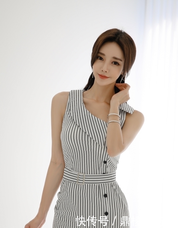 风格|孙允珠:如此风格的连衣裙,很少见她这样穿